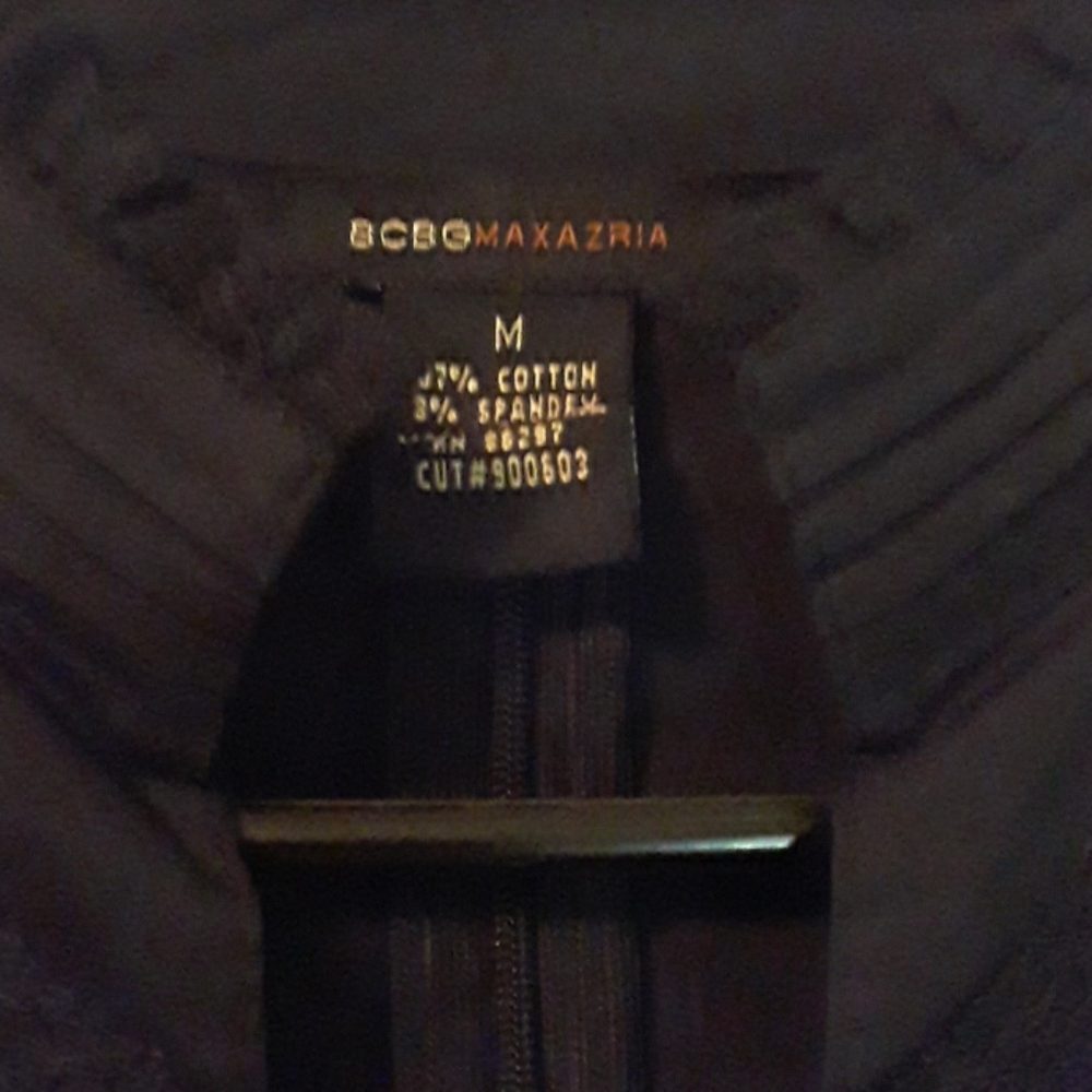 💐 BCBGMaxAzria Top - Picture 2 of 5